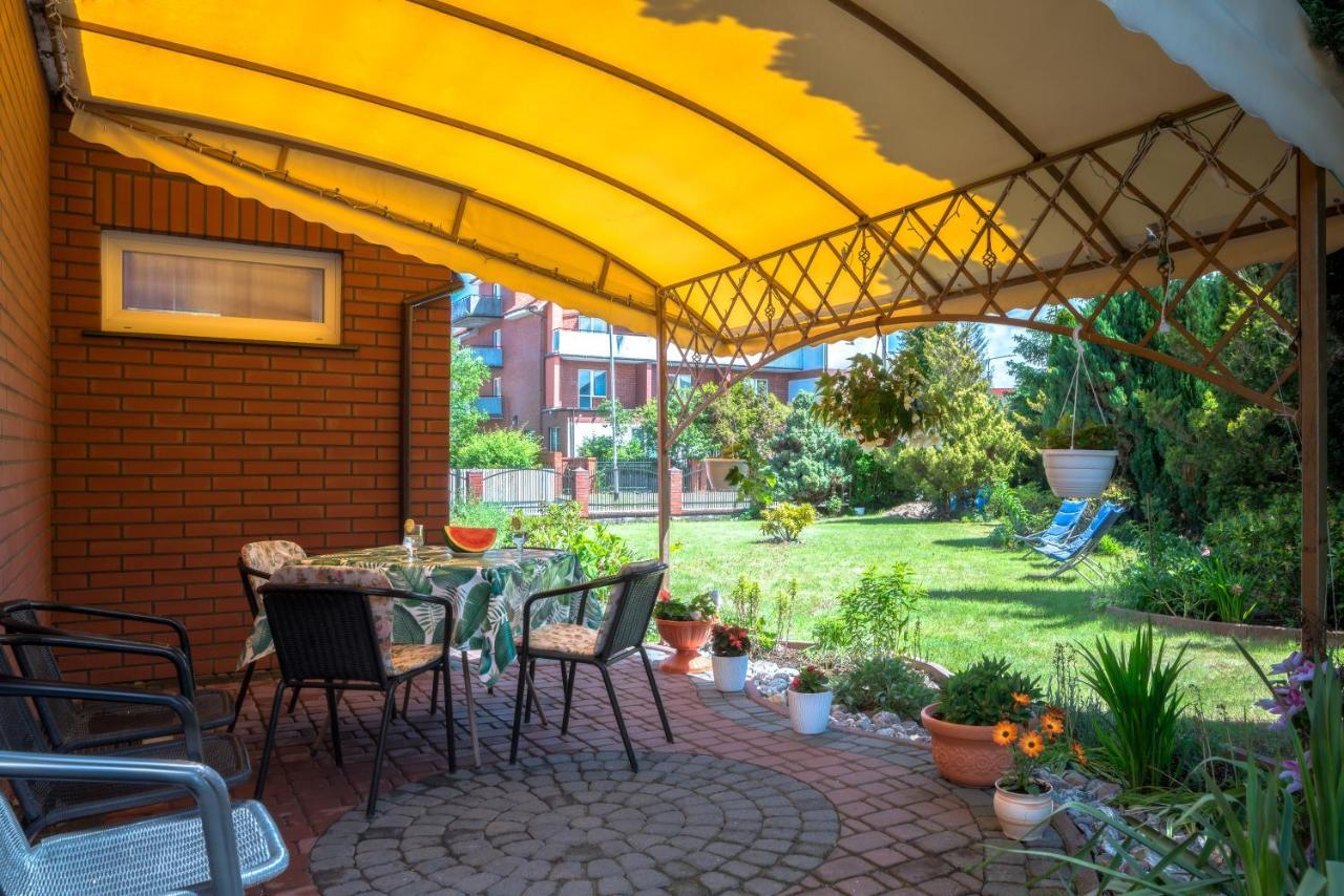 Ambrozja Dom Goscinny Kolberg Exterior foto